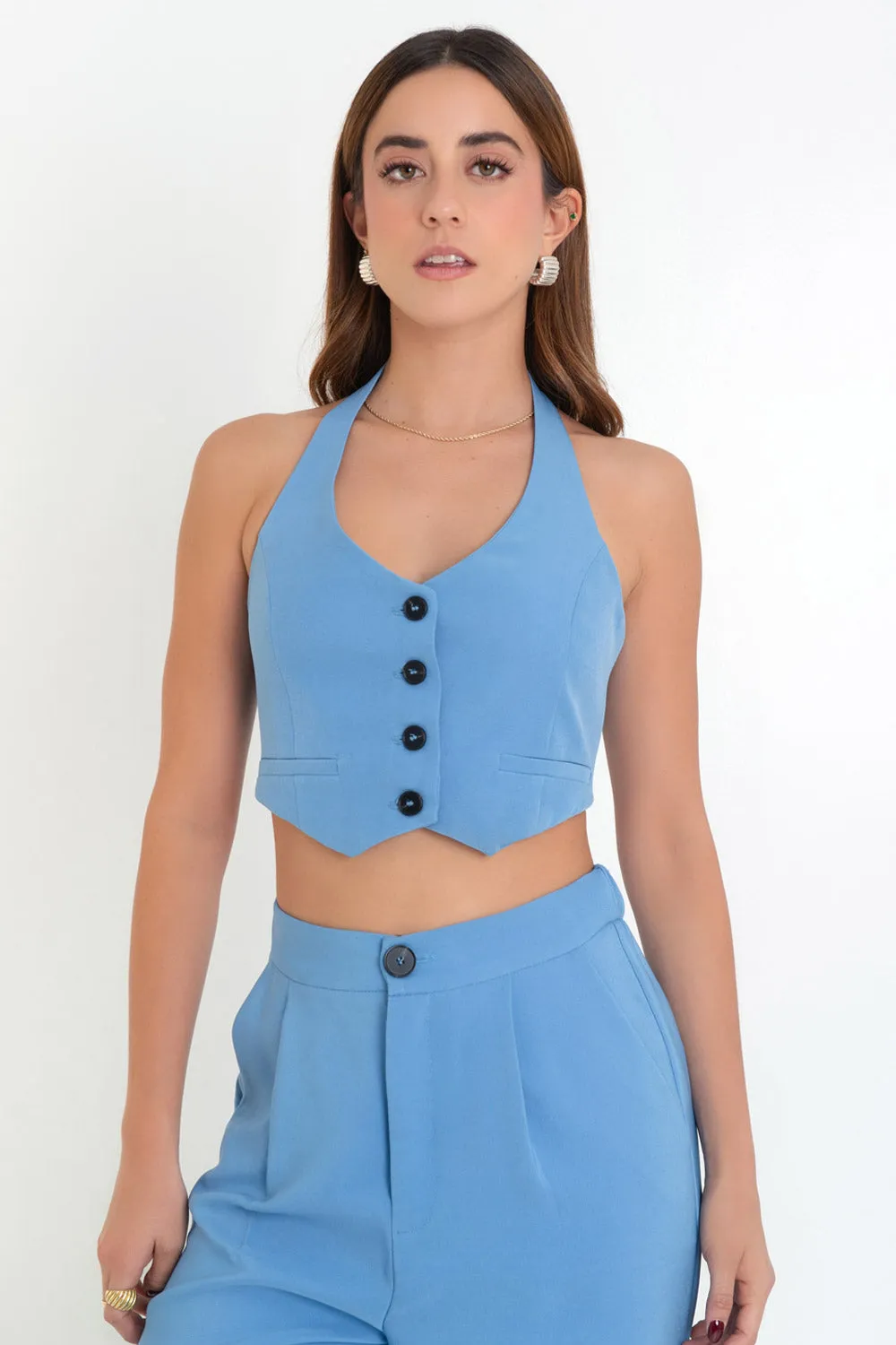 Chaleco corto cuello halter con escote espalda