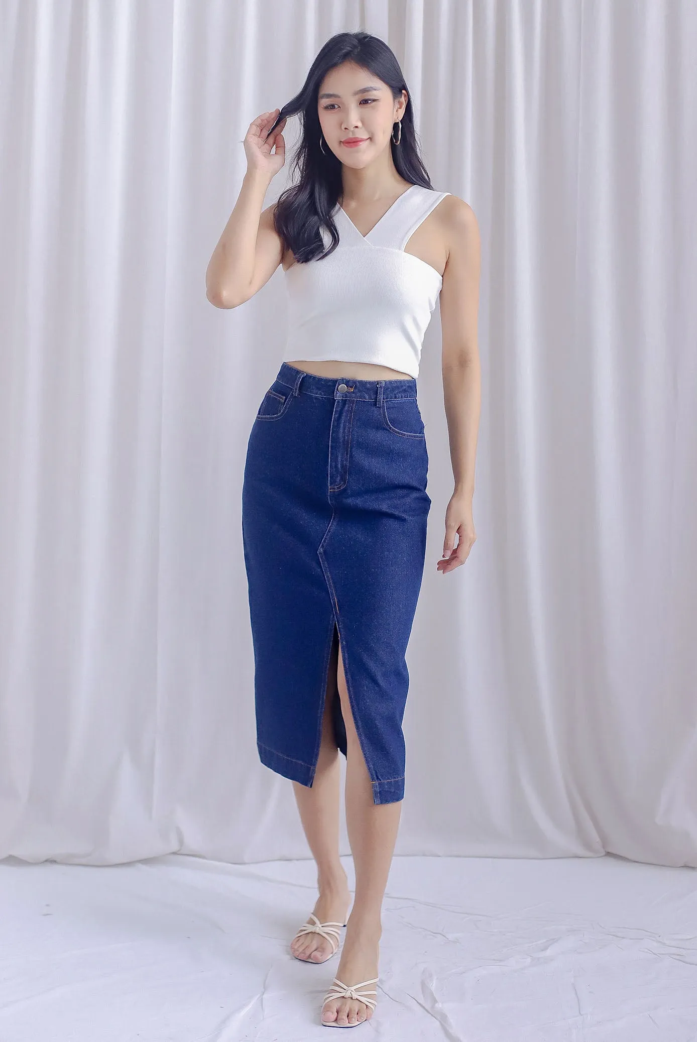 Cherie Padded Two Way Top In White