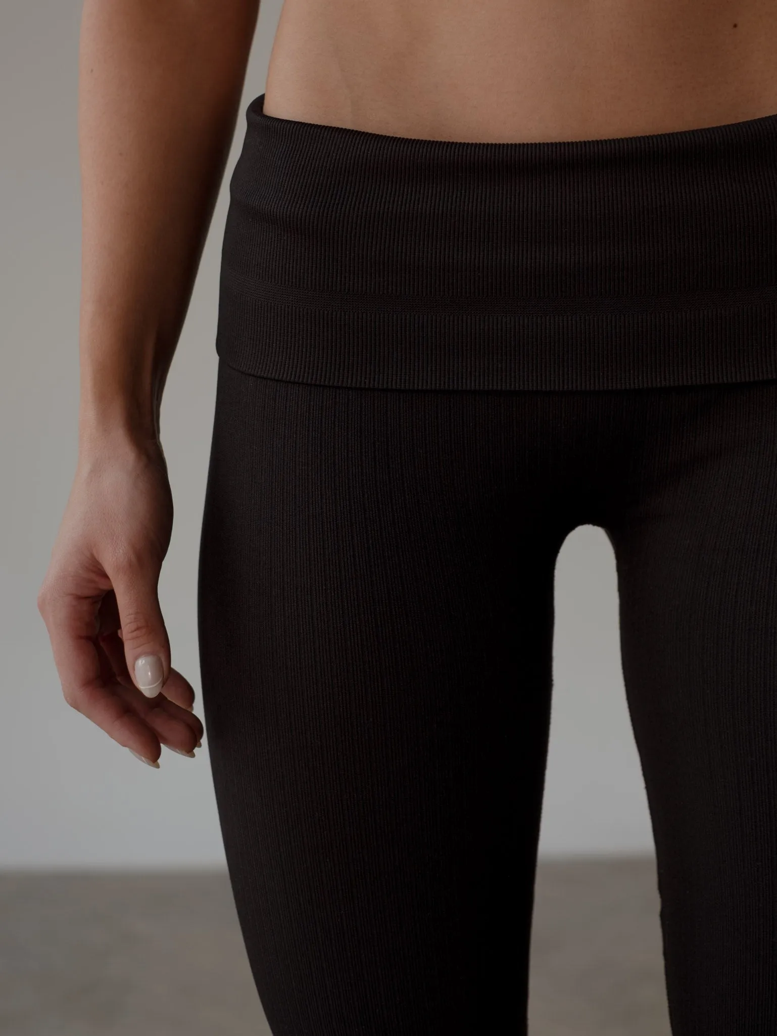 FLEX SEAMLESS LEGGINGS - PLUS BLACK