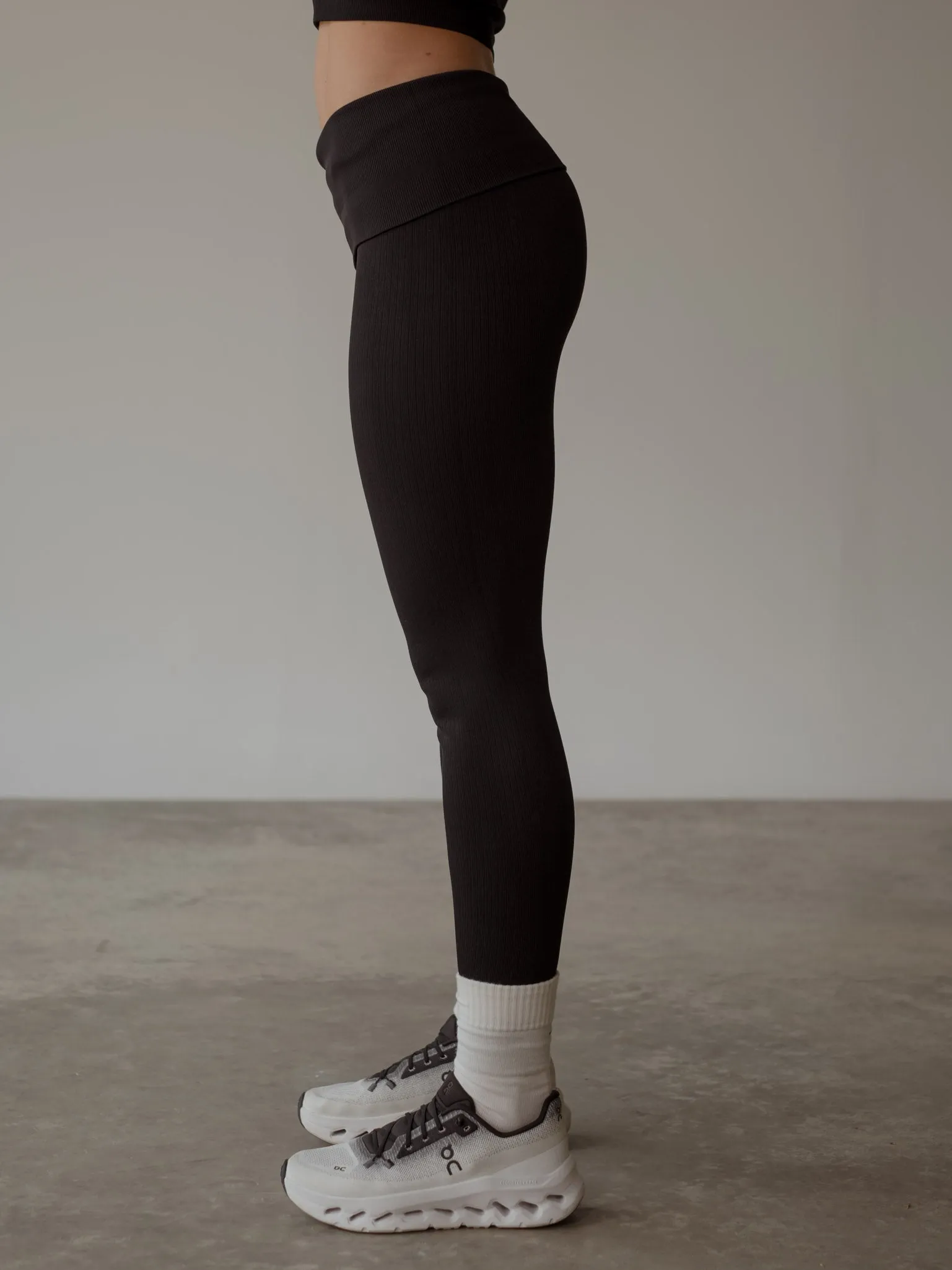 FLEX SEAMLESS LEGGINGS - PLUS BLACK