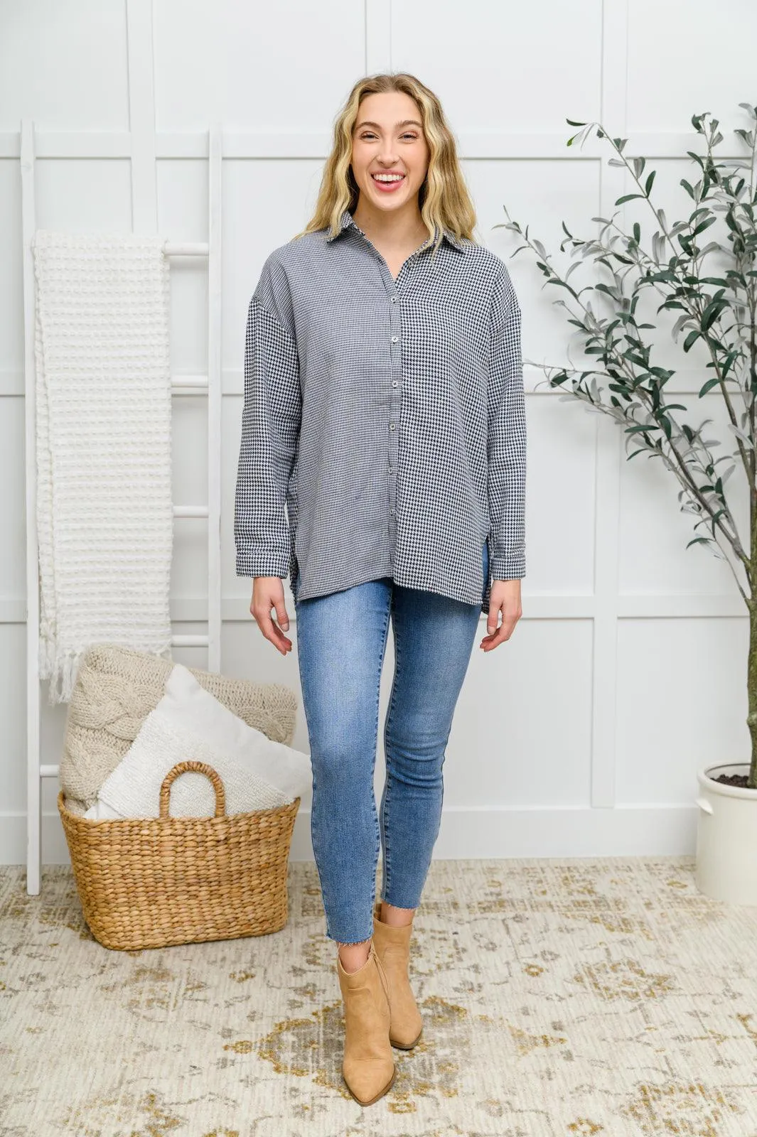Hazel Blues® | Mixed Houndstooth Button Up Top