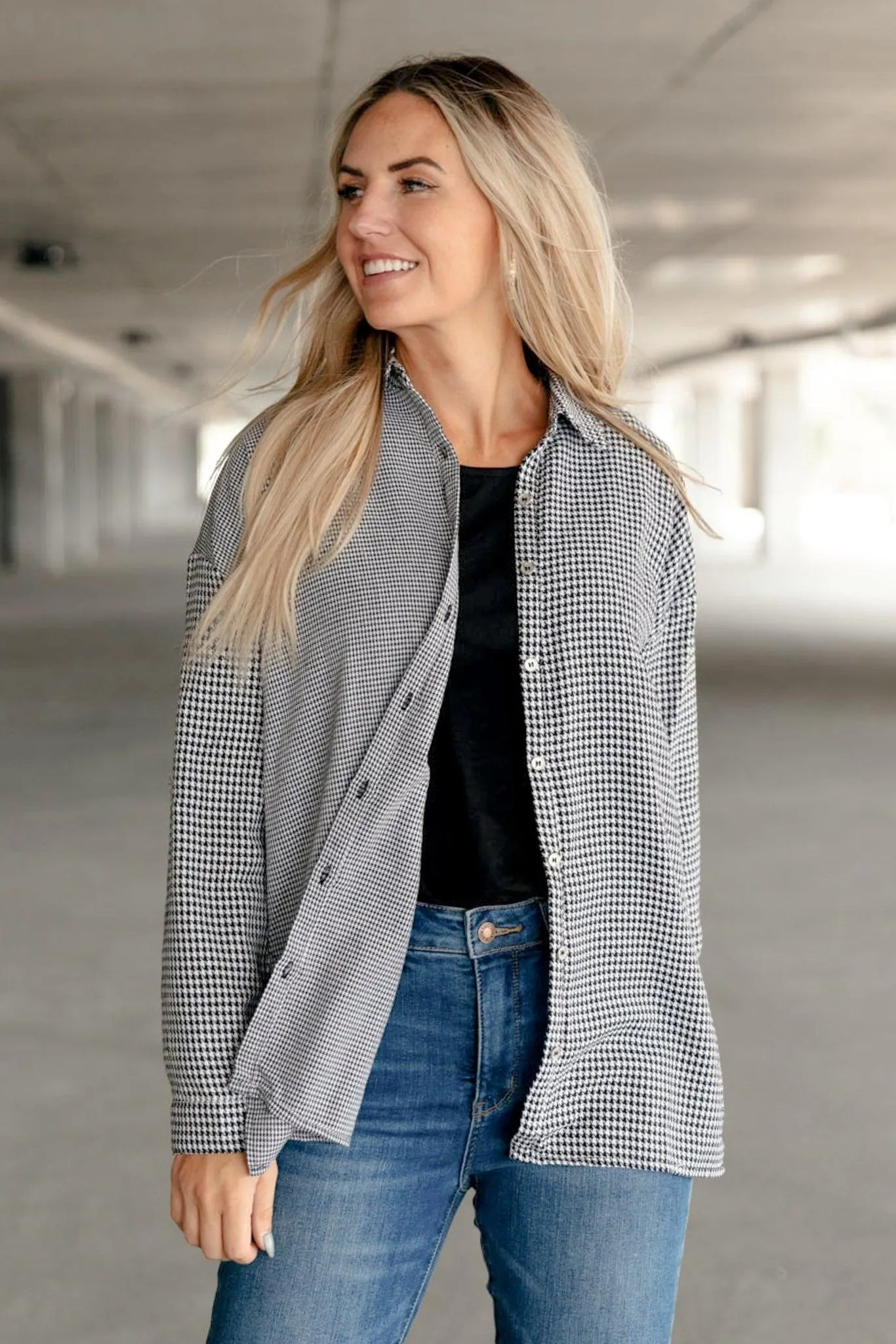 Hazel Blues® | Mixed Houndstooth Button Up Top