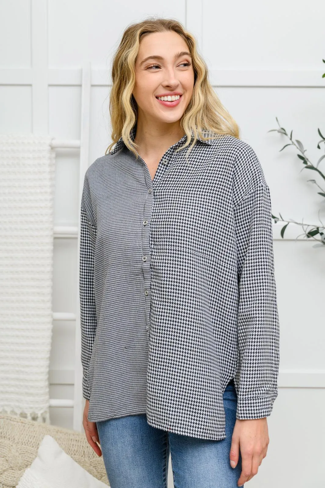 Hazel Blues® | Mixed Houndstooth Button Up Top