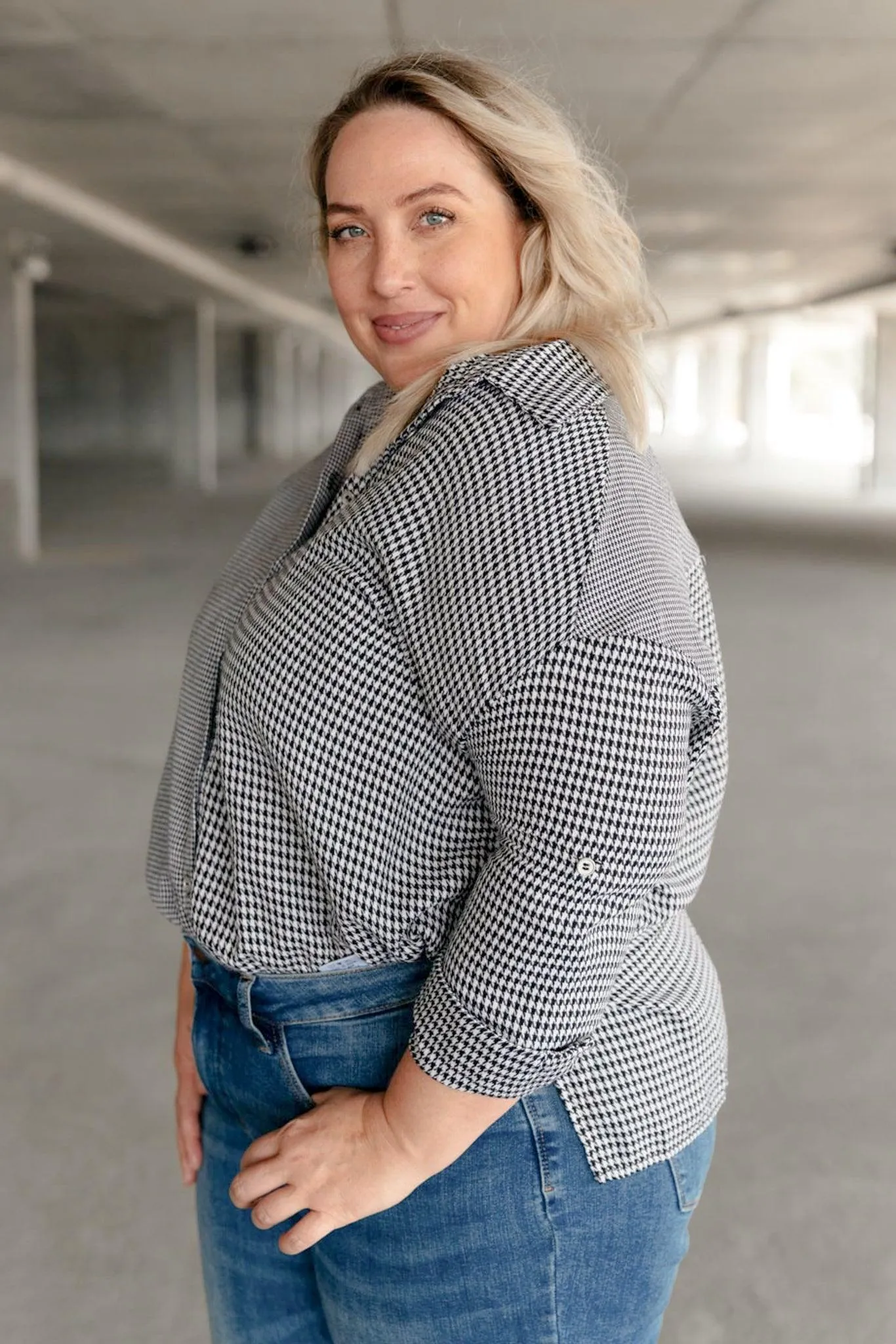 Hazel Blues® | Mixed Houndstooth Button Up Top
