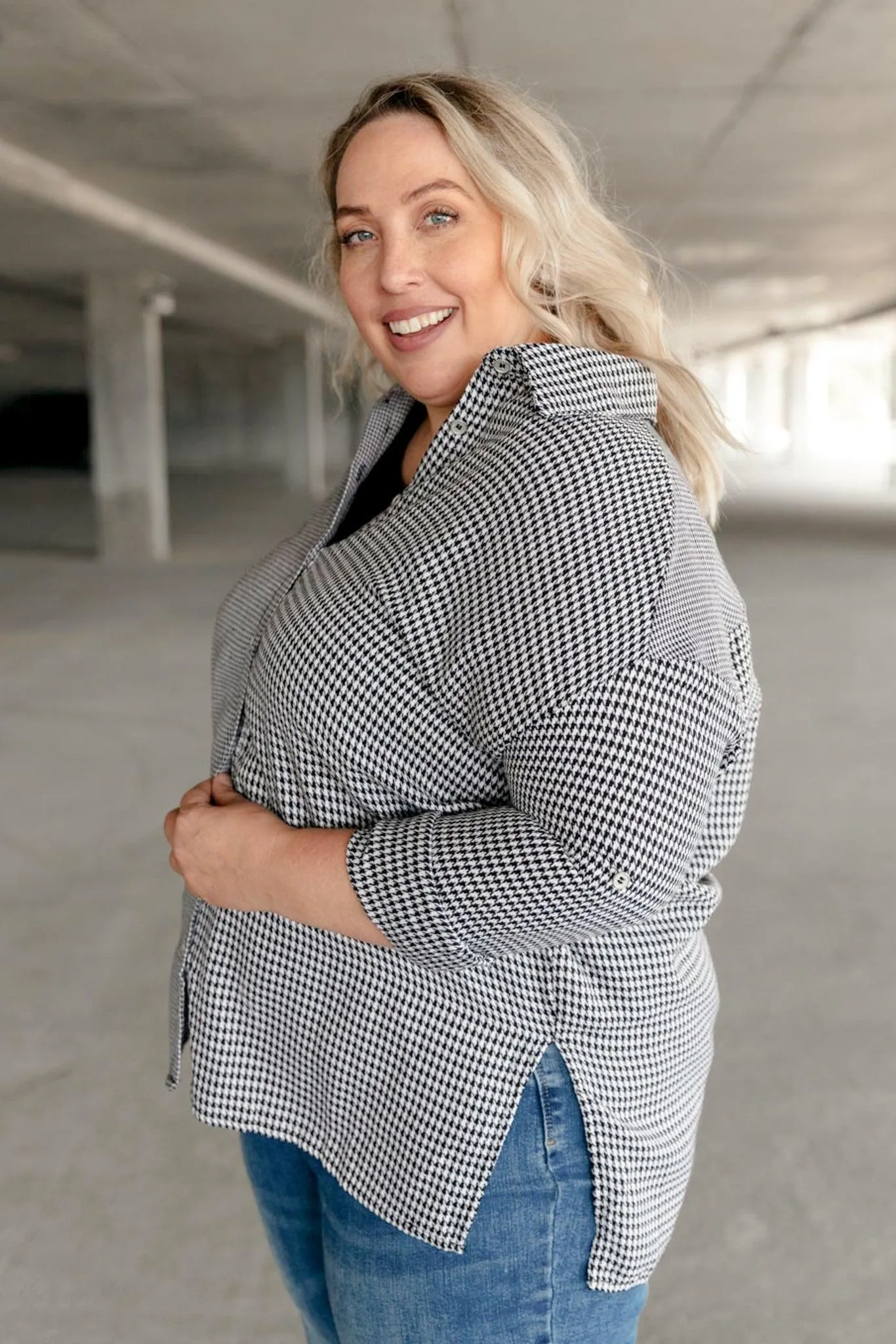 Hazel Blues® | Mixed Houndstooth Button Up Top
