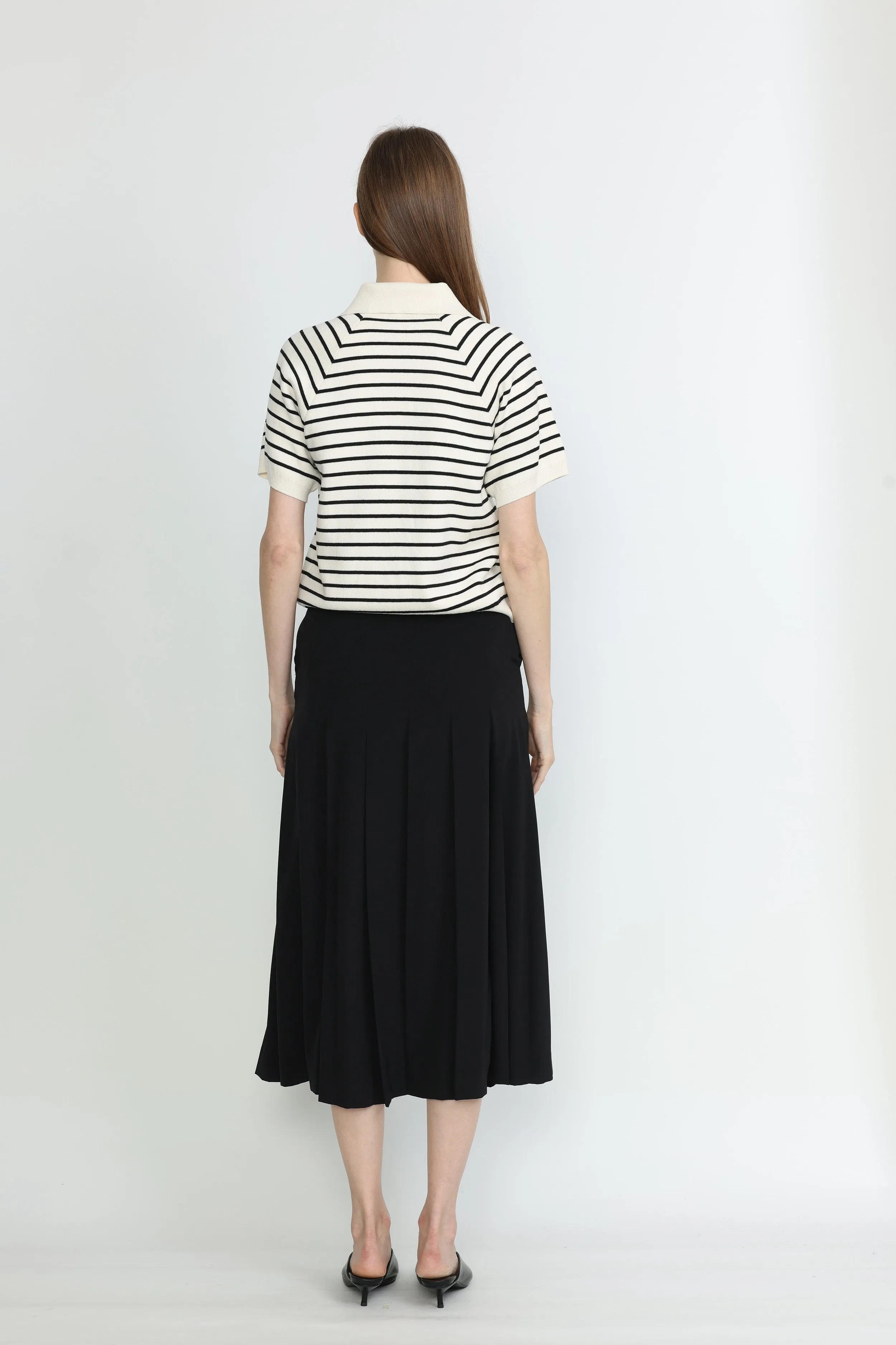 Hjo Pleated Skirt in Black Silk