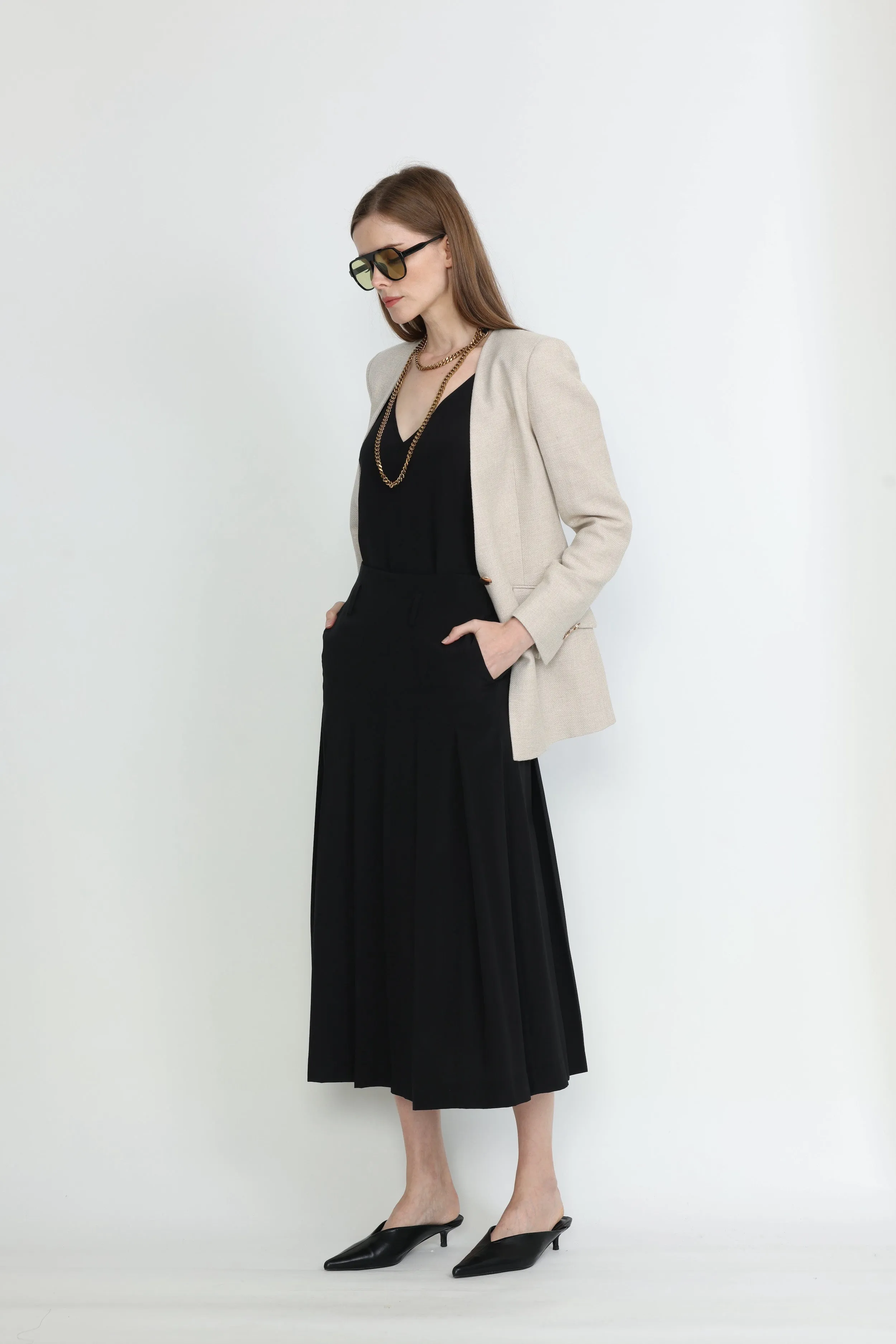 Hjo Pleated Skirt in Black Silk