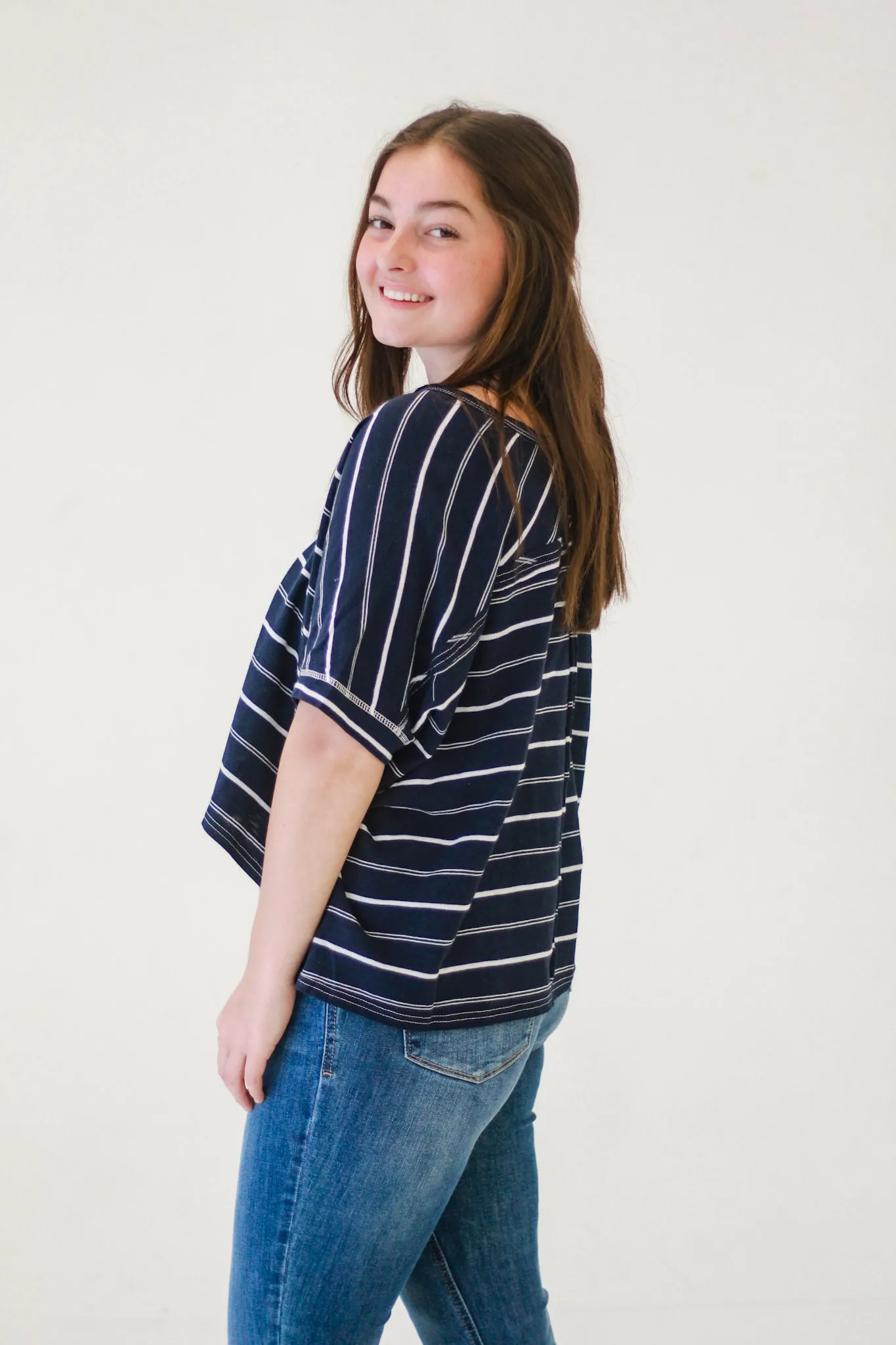 Isabella Shoulder V Neck Knit in Navy