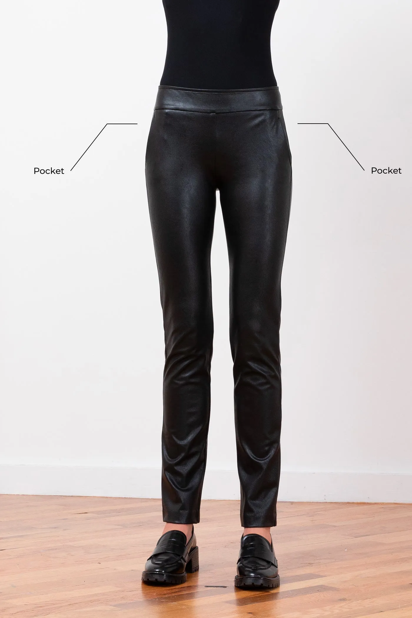 LOUIS Pleather Black