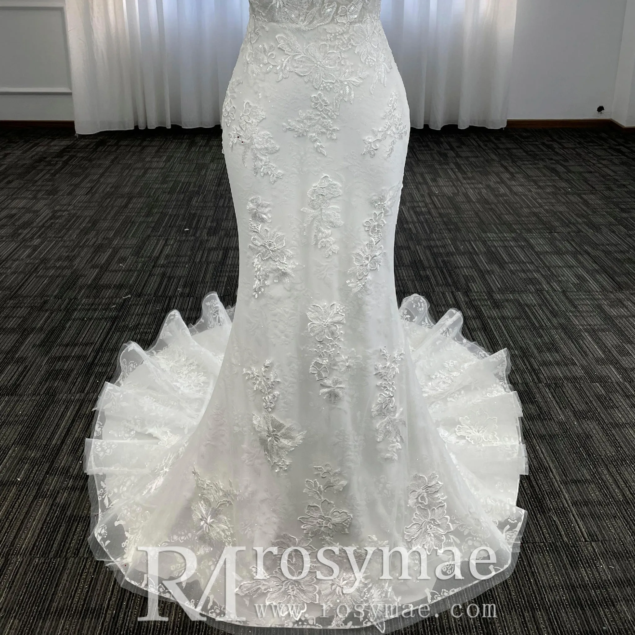 Luxury Mermaid Square Neck Wedding Dresses with Backless