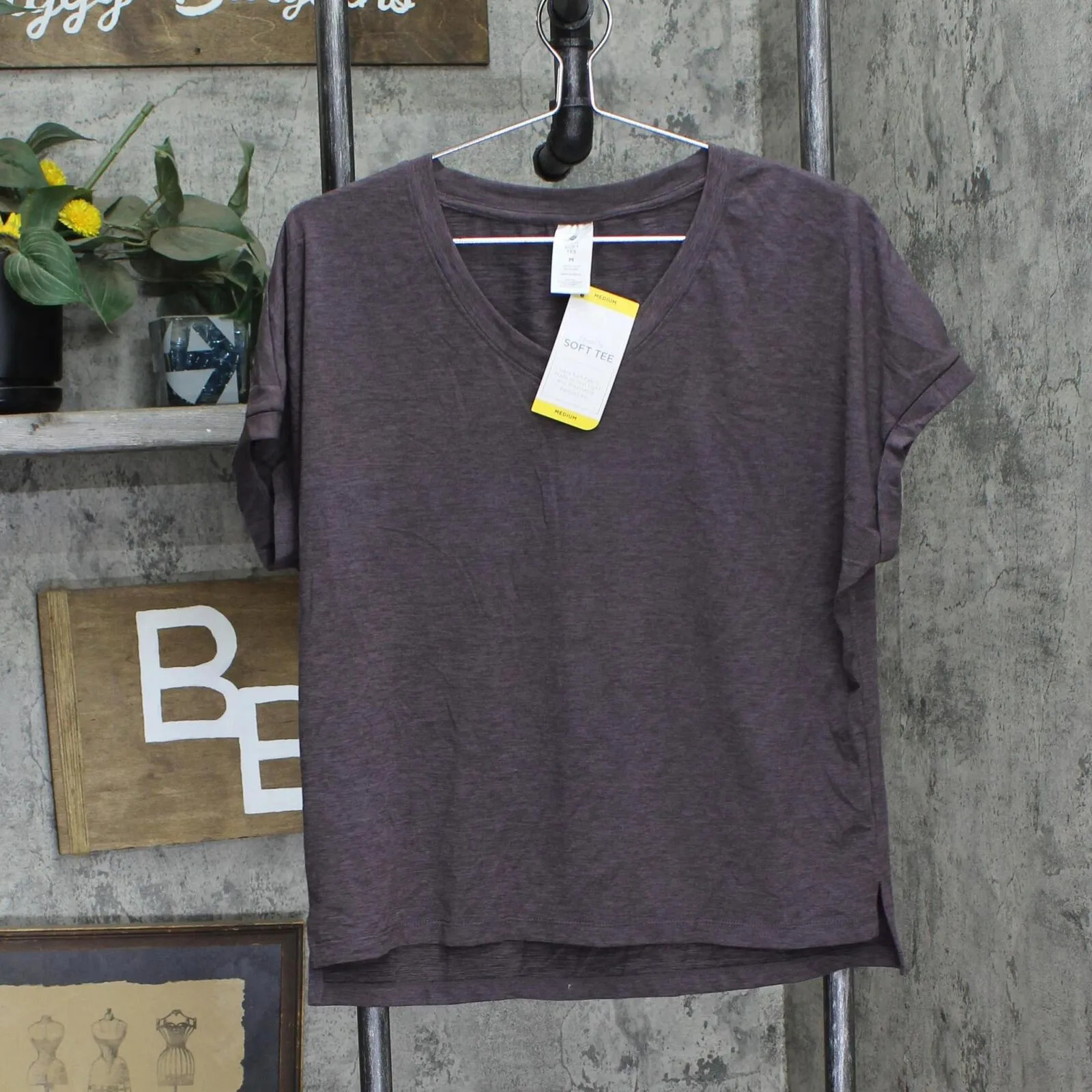 Member's Mark Womens V-Neck Favorite Soft Stretch Tee F12681BG302