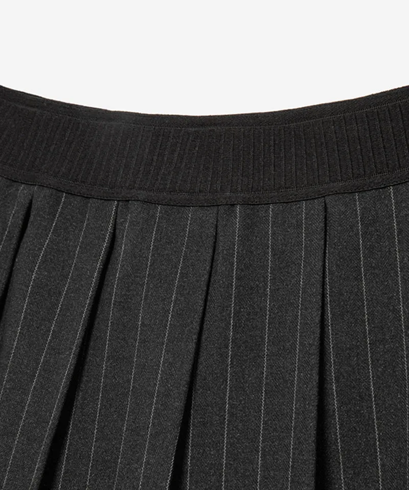 OBER Golf Striped Pleated Skirt - Gray