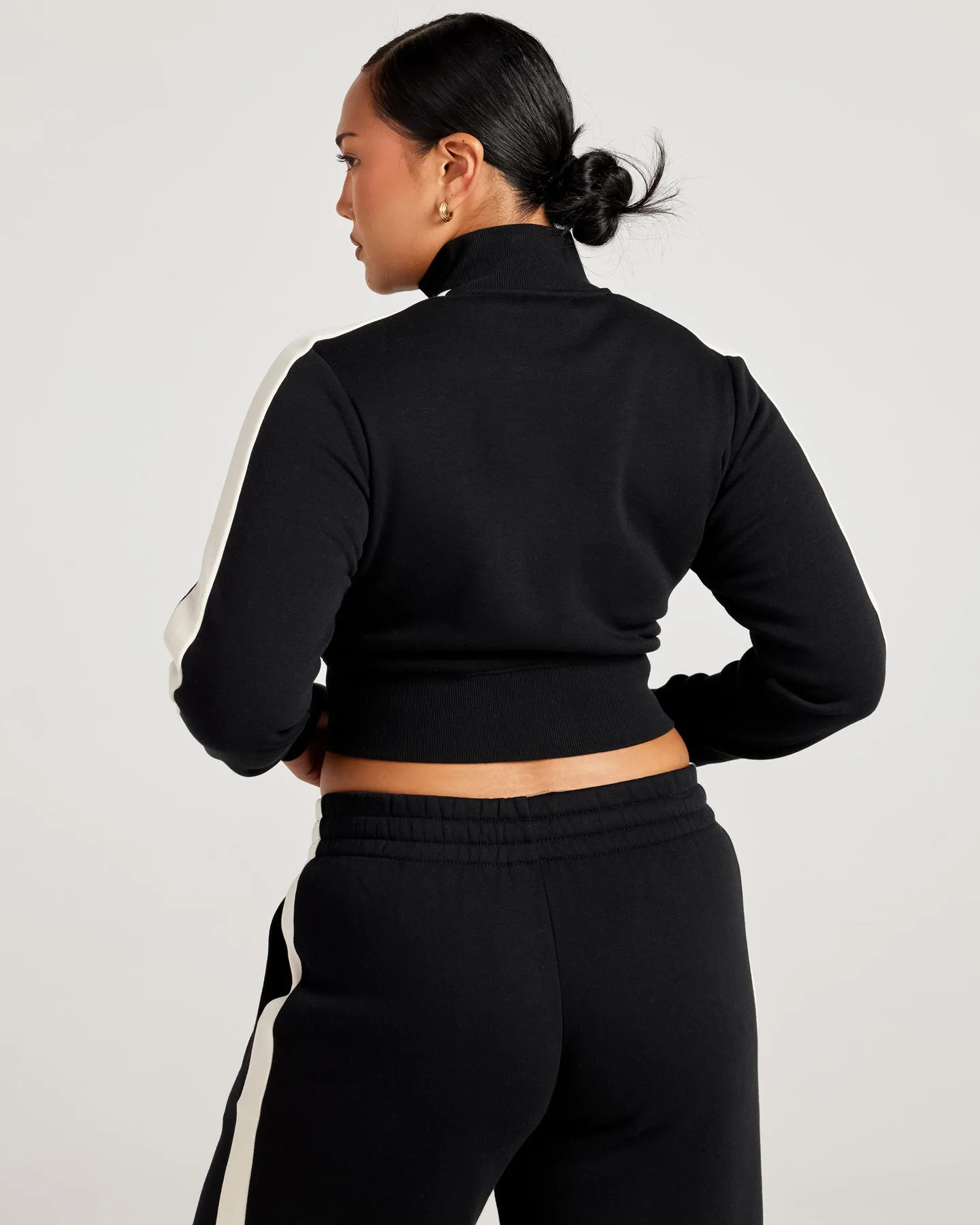 Omni Panel Zip Through - Black/Bone