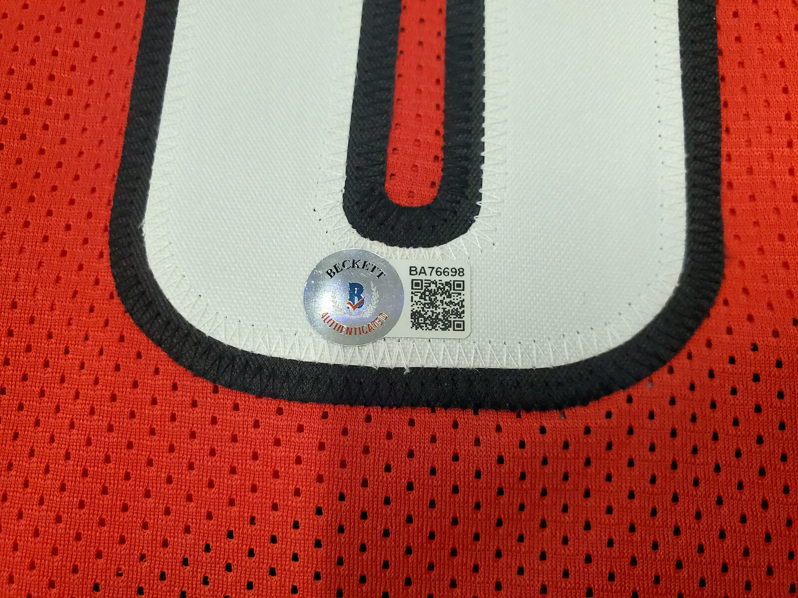 PORTLAND TRAIL BLAZERS DAMIAN LILLARD AUTOGRAPHED RED JERSEY BECKETT BAS 195943