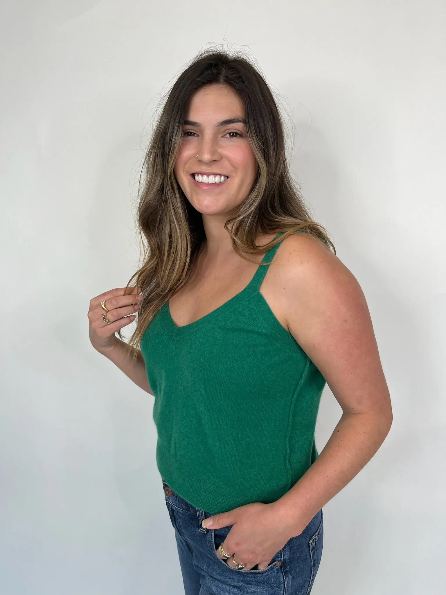 Rose and Crown V-Neck Tank Kelly Green