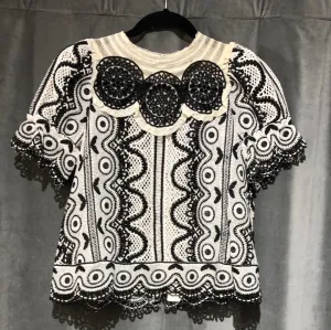 SEA NY Black and White Back Button Knit Top