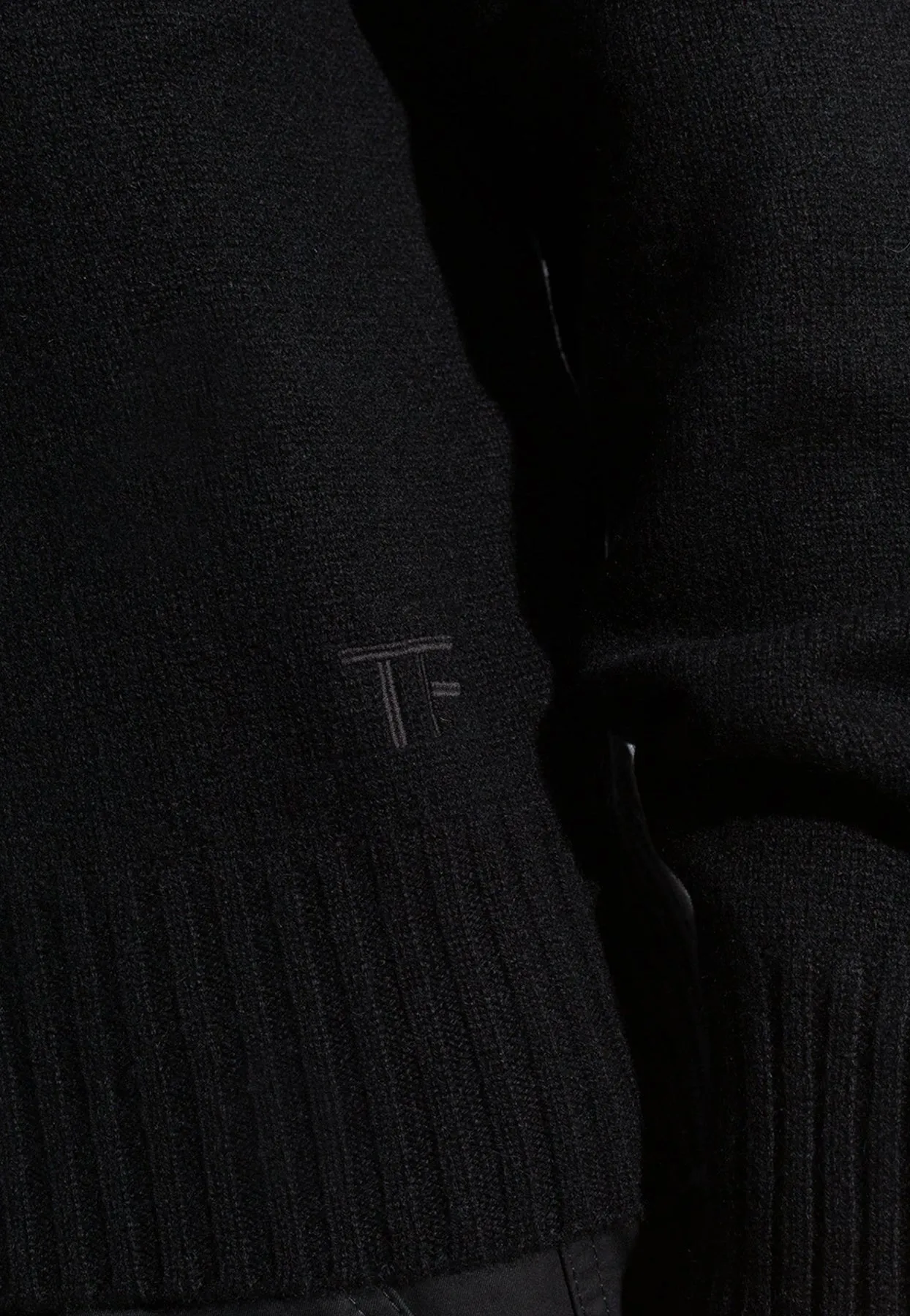 Seamless Cashmere Crewneck Sweater
