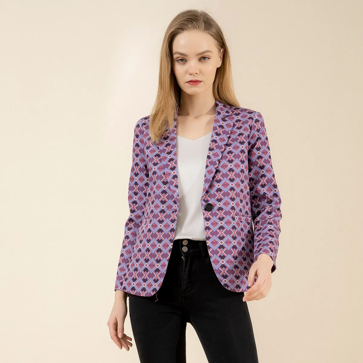 slim and thin long-sleeved suit jacket