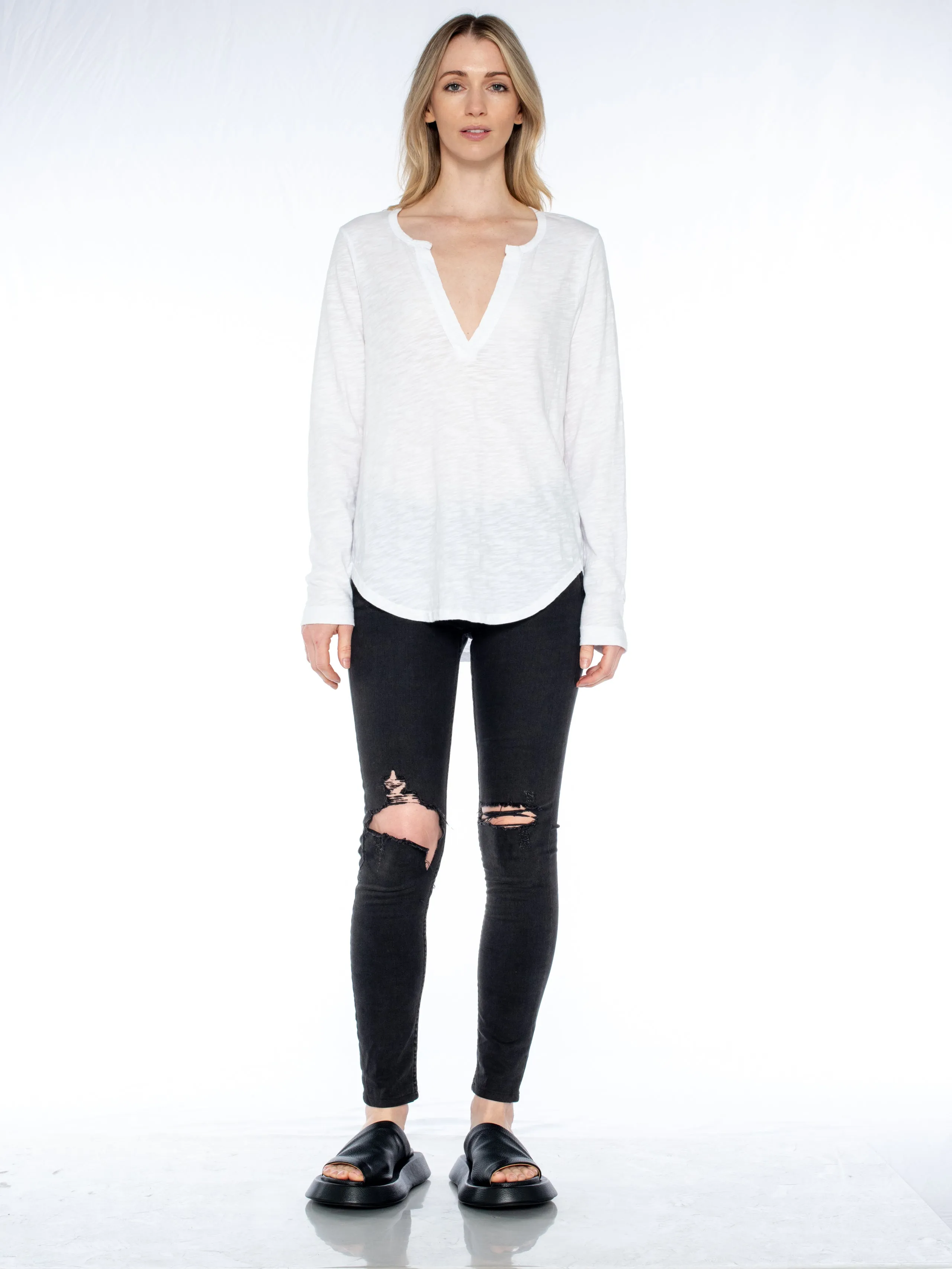 Split Neck L/S Shirttail Tee