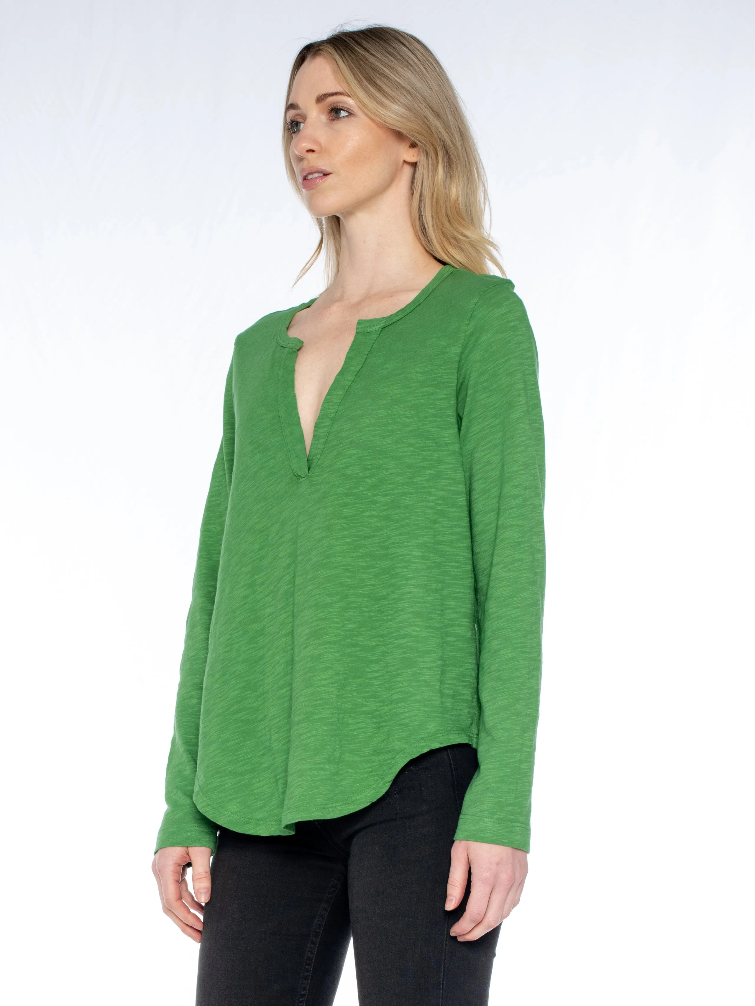 Split Neck L/S Shirttail Tee