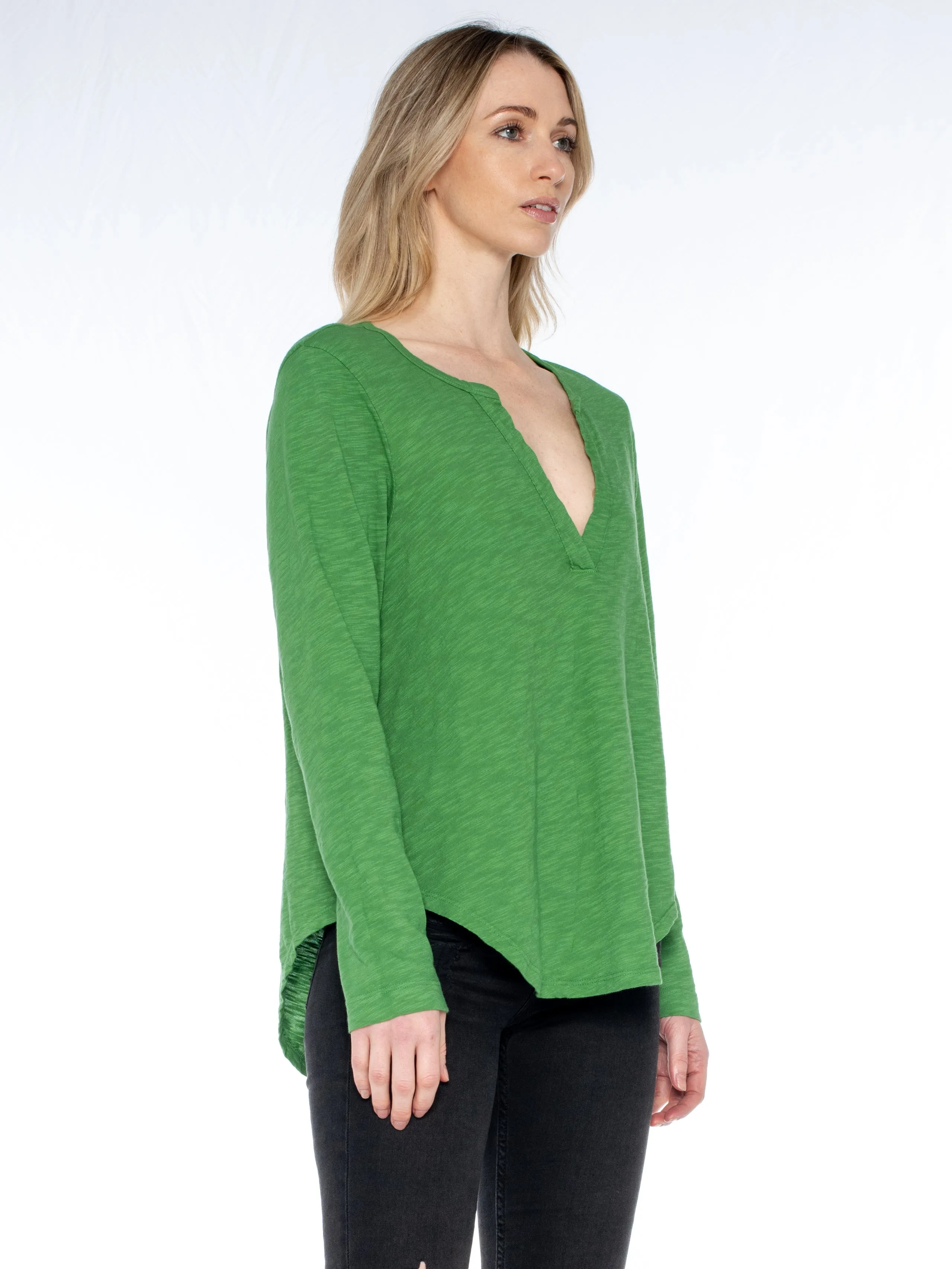 Split Neck L/S Shirttail Tee