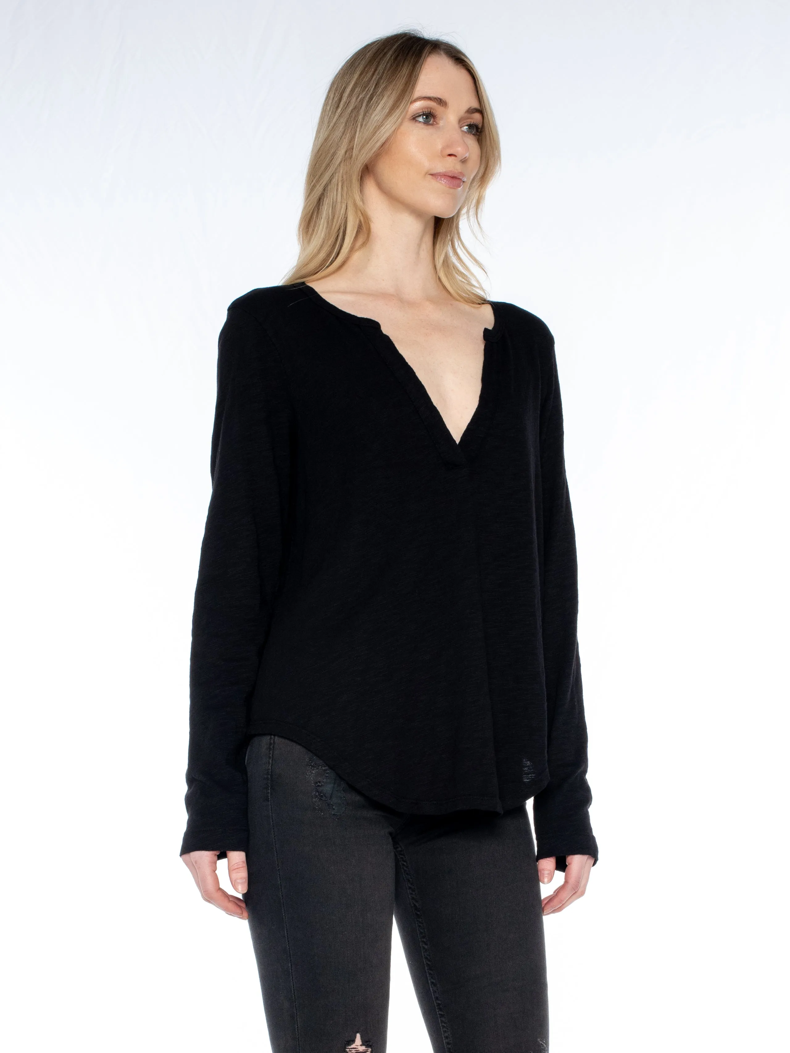 Split Neck L/S Shirttail Tee