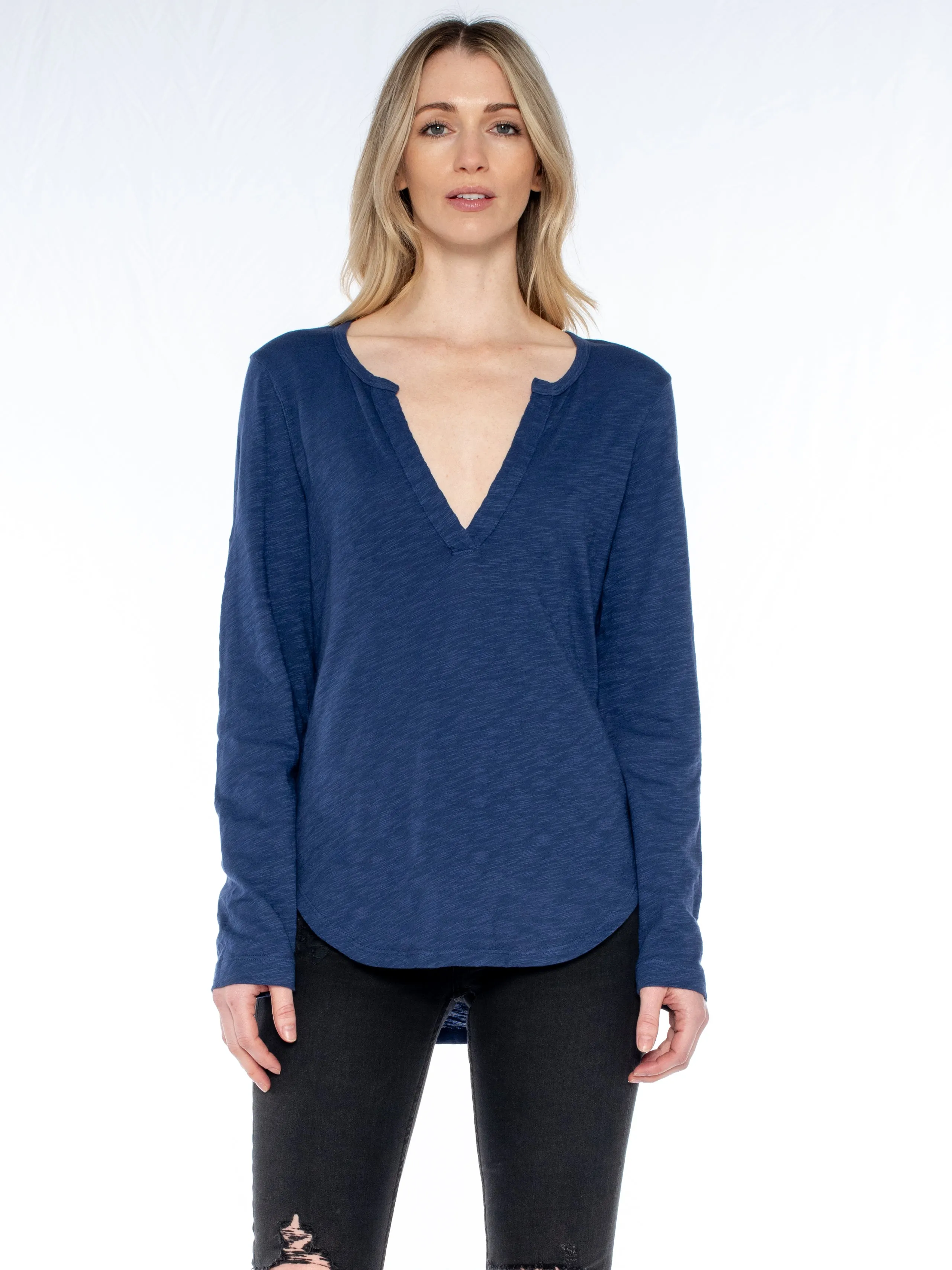Split Neck L/S Shirttail Tee