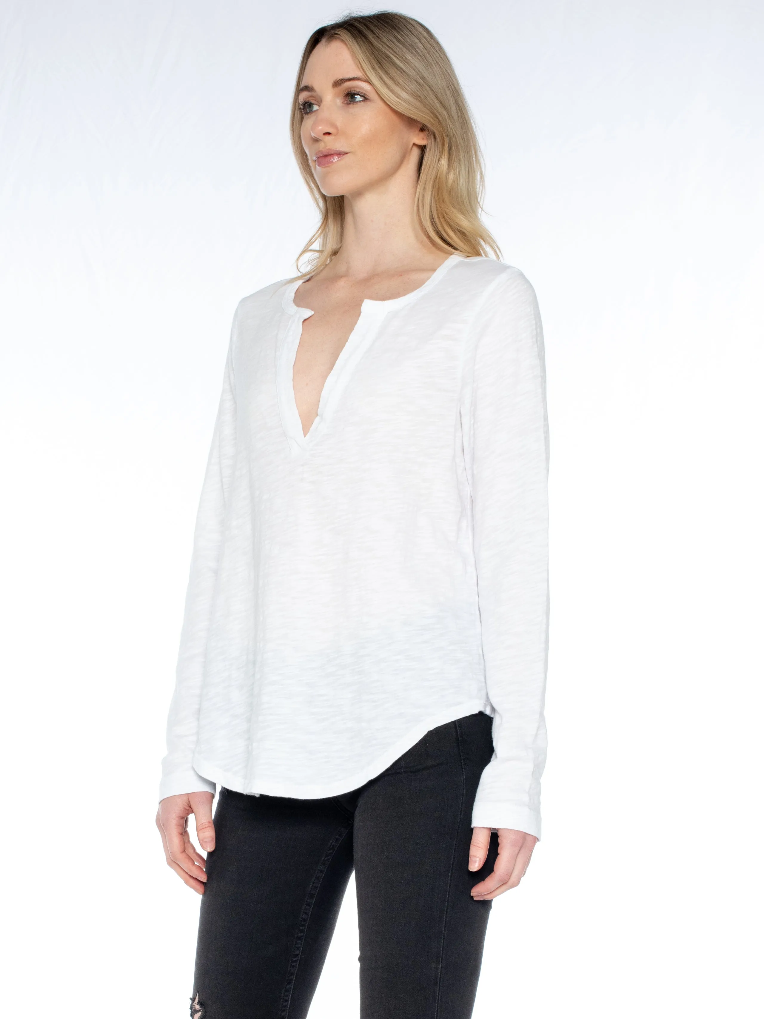 Split Neck L/S Shirttail Tee