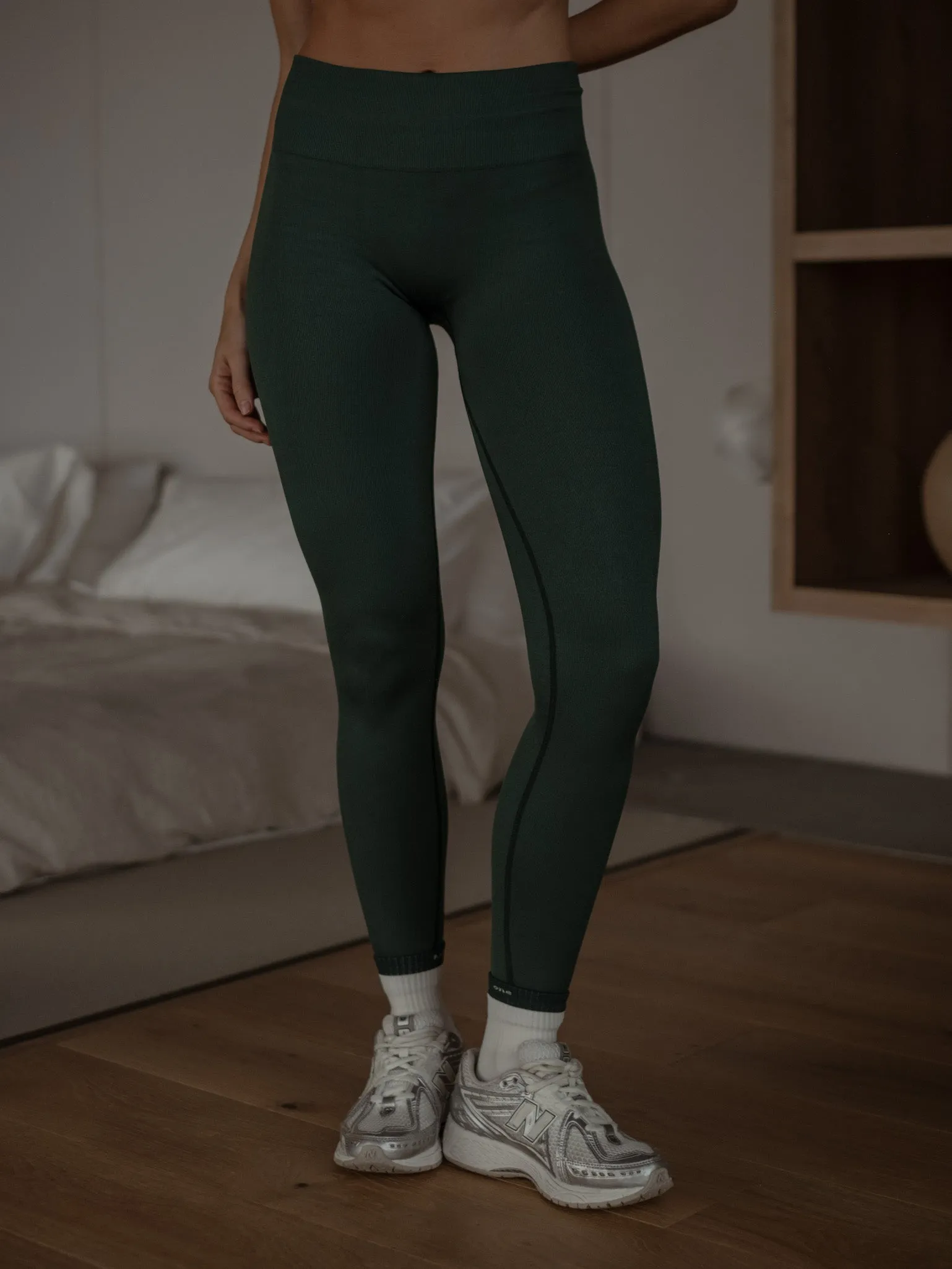 STRIPE SEAMLESS LEGGINGS - MYSTIC GREEN