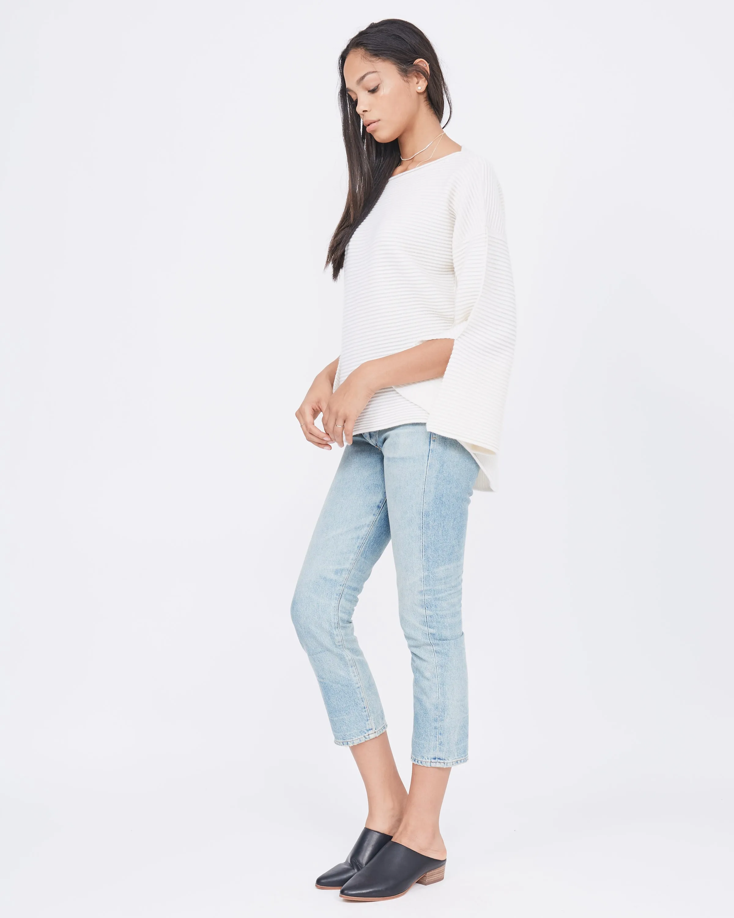 Thirtyfour Slash Neck Bell Sleeve