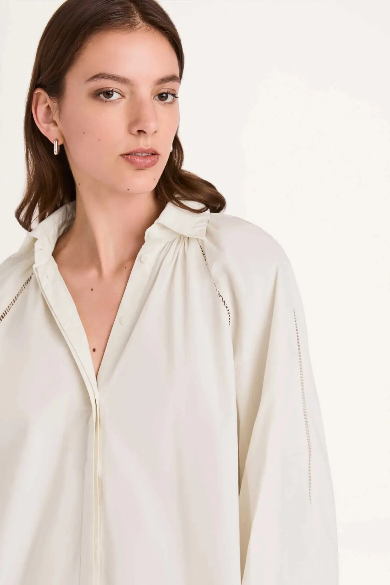 Tiana Top in Chalk