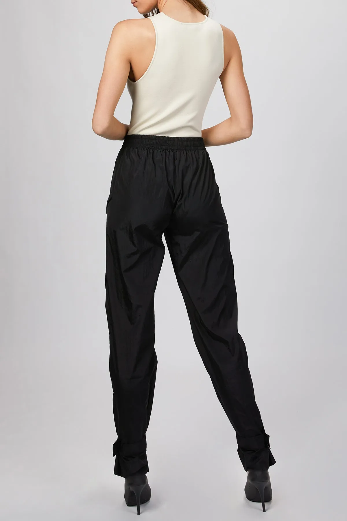 V-NECK KNIT BODYSUIT