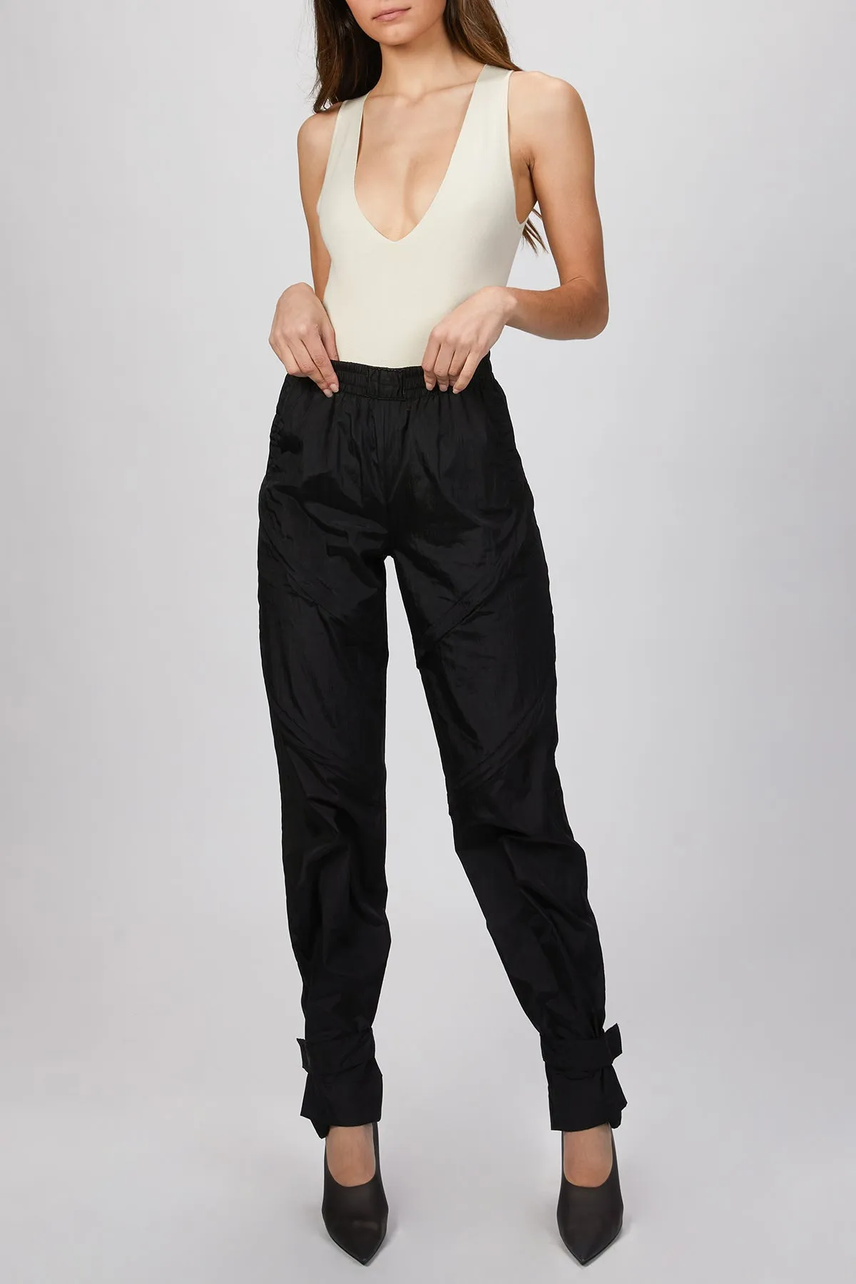V-NECK KNIT BODYSUIT