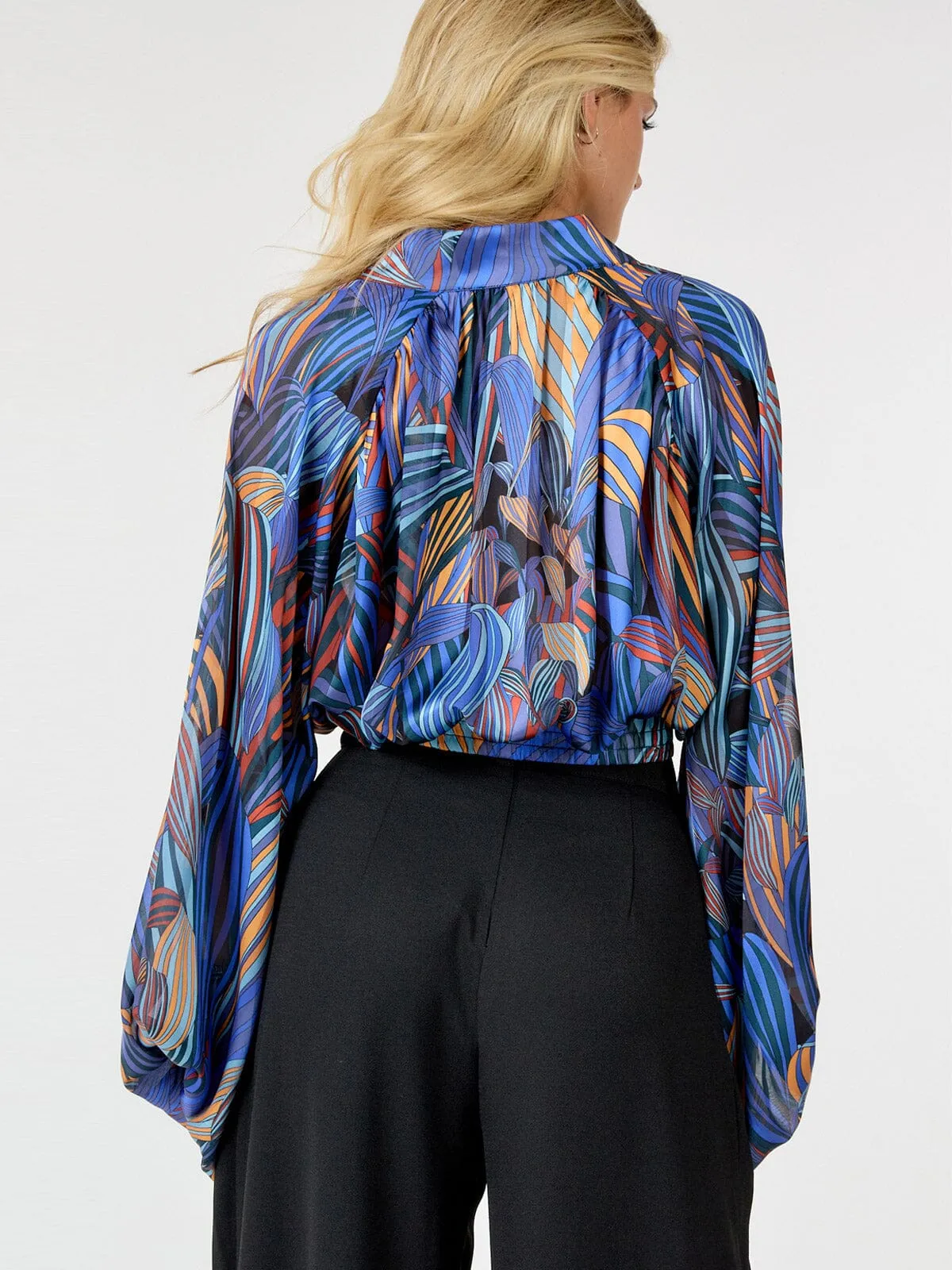 WOMEN'S LONG PUFF SLEEVE BUTTON UP MULTI PRINT BLOUSE