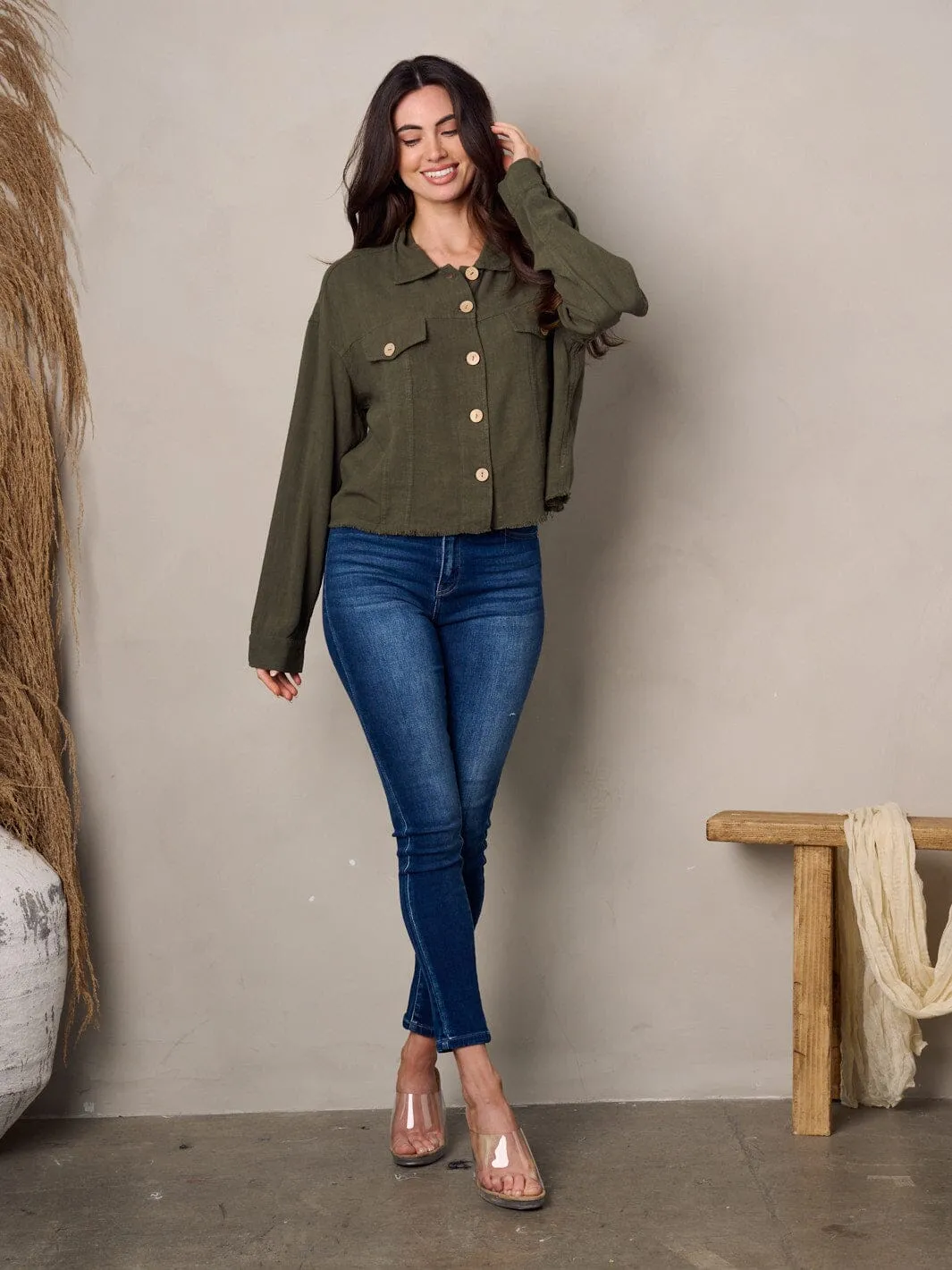 WOMEN'S LONG SLEEVE BUTTON UP TOP