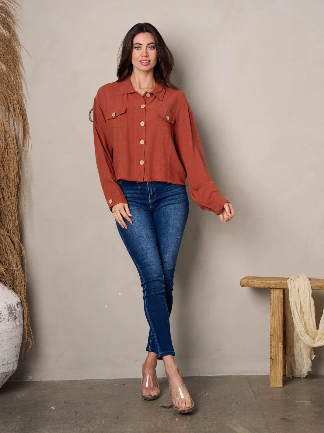 WOMEN'S LONG SLEEVE BUTTON UP TOP