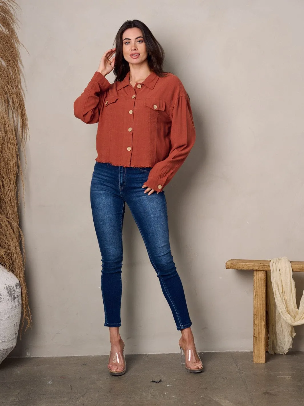 WOMEN'S LONG SLEEVE BUTTON UP TOP