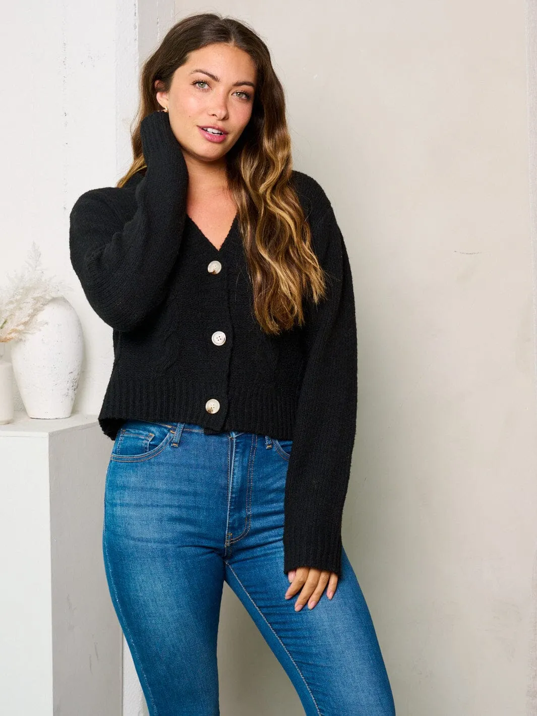 WOMEN'S LONG SLEEVES BUTTON UP KNIT SWEATER
